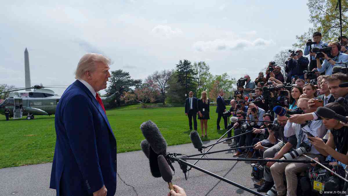 Verstoß gegen die US-Verfassung : Weißes-Haus-Reporter kämpfen gegen Trumps Hausverbot 