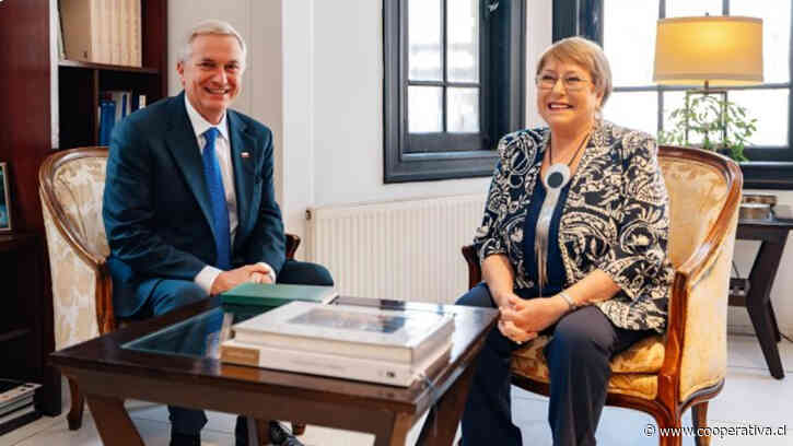 Gobierno "toma nota" de la baja de Bachelet a la ONU y defiende retiro de su patrocinio