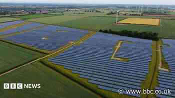 Solar farm to be built near M4 despite concerns