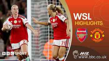 Arsenal score last-minute equaliser to deny Man Utd first WSL win