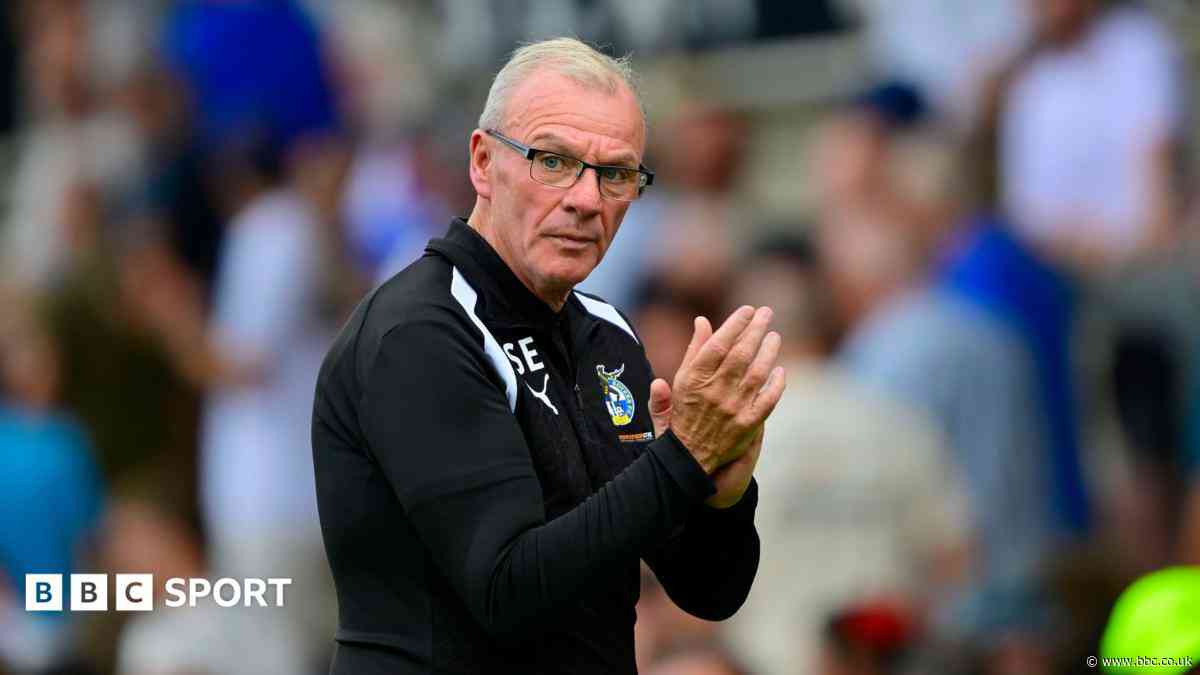 Evans committed to Bristol Rovers amid Hibs links