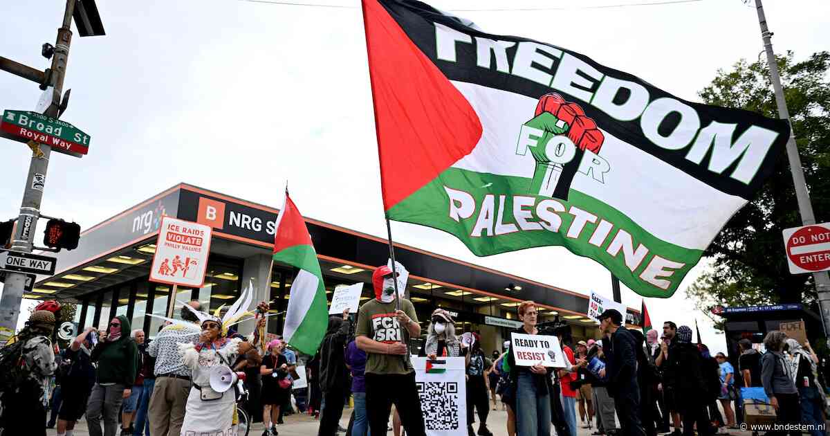 Ed Sheeran biedt excuses aan tijdens concert: situatie in Gaza ‘catastrofaal’
