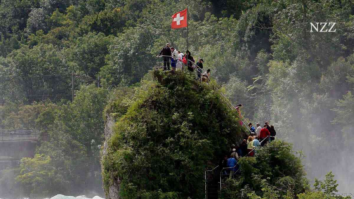 INTERVIEW - Die Schweiz sei ein Leuchtturm der Demokratie. Als Vorbild tauge sie indes nicht, sagt der Chefkommentator der «Financial Times»