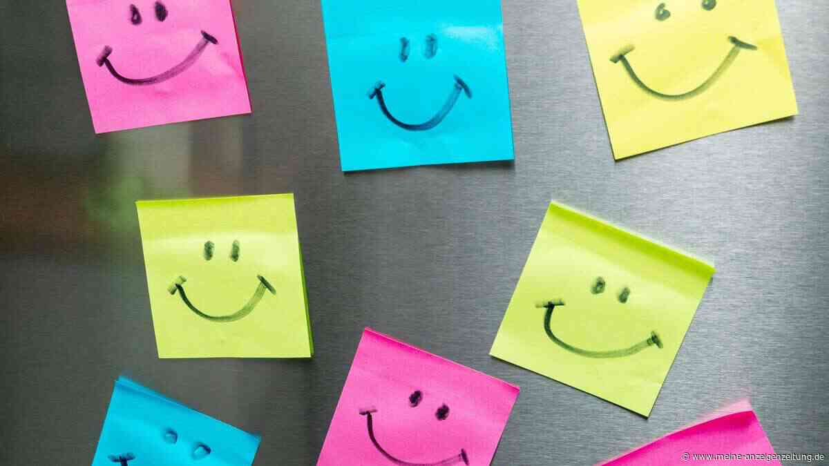 Angestellte klebte Post-it-Zettel für mehr Respekt ins Büro – und verlor deshalb ihren Job