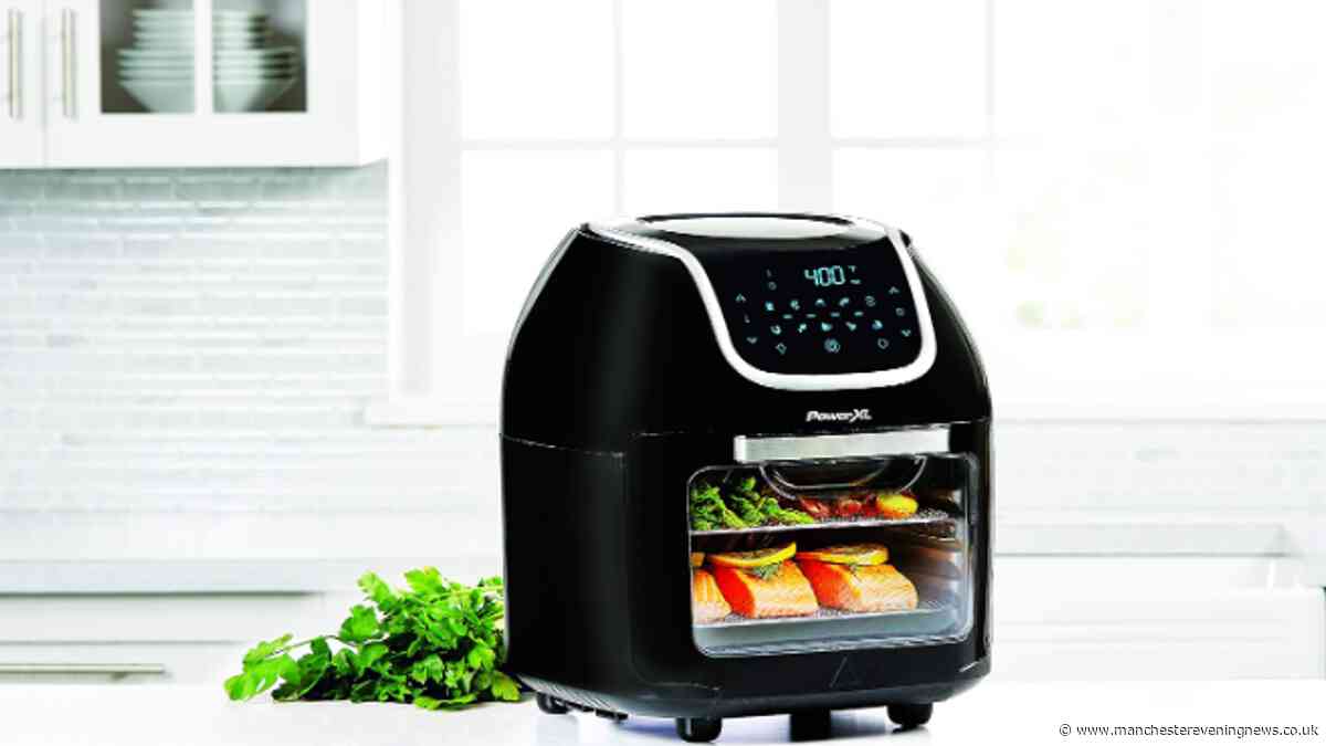 Shoppers race to snap up £180 air fryer for £55 that's 'perfect' for Christmas cooking