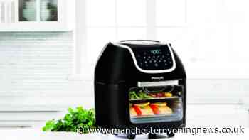 Shoppers race to snap up £180 air fryer for £55 that's 'perfect' for Christmas cooking