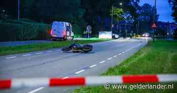 41-jarige motorrijder komt om het leven bij eenzijdig ongeval, weg lange tijd afgesloten