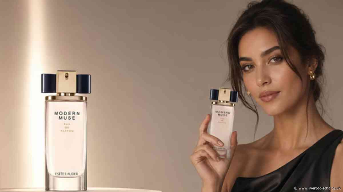 'Beautiful floral aroma' Estee Lauder perfume below £20 'not overpowering'