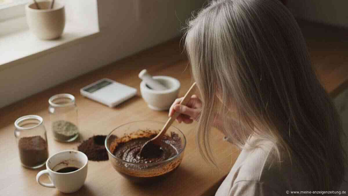Graue Haare nicht mehr färben? Dieses Hausmittel macht neugierig