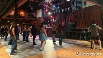 ‘It’s a form of therapy’: Quebec line dancing school sees boom in attendance
