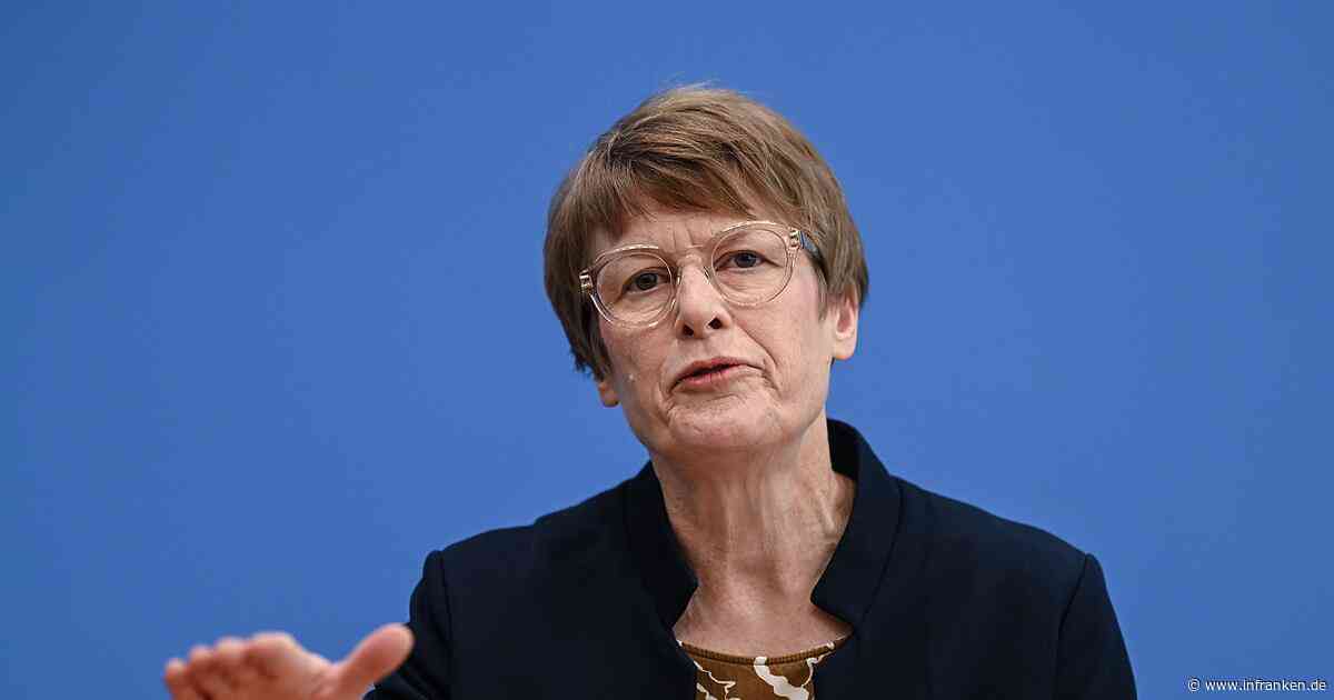 Ökonomin Grimm hält Tankrabatt für schweren Fehler