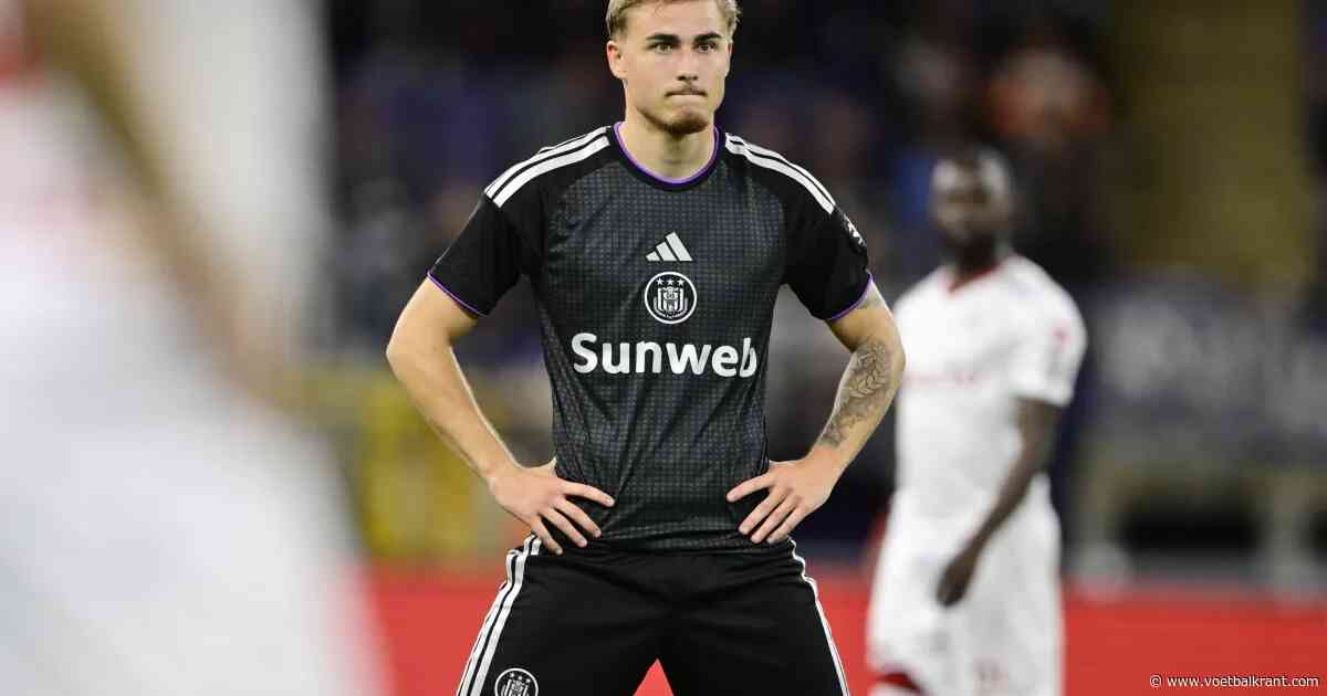 Onbegrip over VAR-tussenkomst in Anderlecht: "Misschien kunnen we een Aziatische kortfilm opzetten"