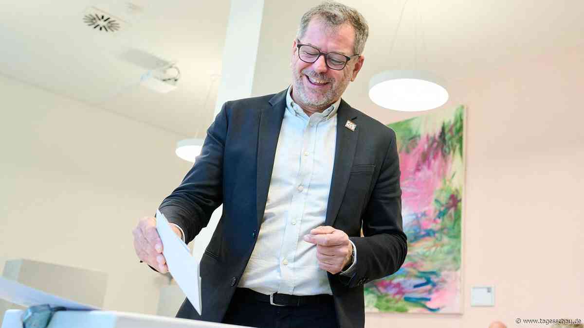 ++ Liveticker zur Berlin-Wahl: Graf gibt als erster Spitzenkandidat Stimme ab ++