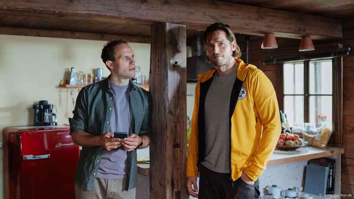 „Bergretter“-Gruppenfoto schürt Sorge: Fans bangen um Zukunft von Serien-Liebling