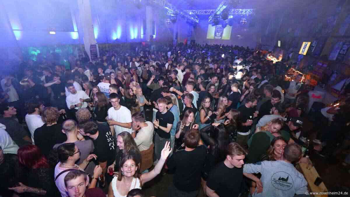 Super Stimmung herrschte bei der großen Outback-Party am Samstagabend in Untermoos bei Pfaffing