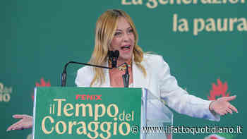 Meloni: “A breve introdurremo il numero massimo di studenti stranieri per classe. Divieto di burqa e hijab a scuola”