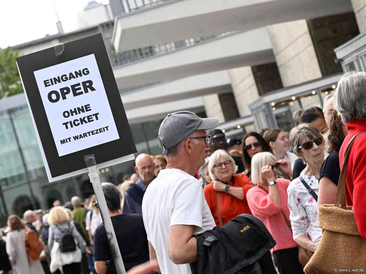 Nach 14 Jahren: Kölner Oper und Schauspielhaus eröffnet