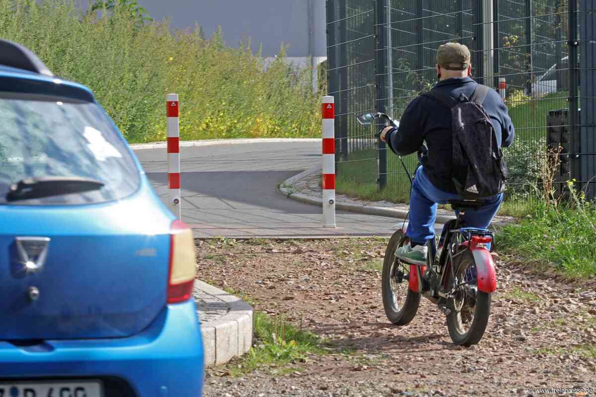 Gefahrenstelle auf neuem Radweg in Zwickau: Wann die Lücke in Marienthal geschlossen wird
