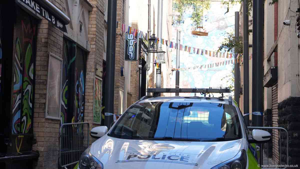 Police make 'urgent appeal' to public after three men stabbed in Liverpool city centre