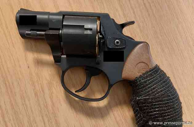 BPOL NRW: Mit Revolver durch den Hauptbahnhof - Bundespolizei beschlagnahmt Schreckschusswaffe