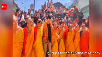 Uttarakhand CM Dhami joins women in traditional Chachani dance during Badrinath visit
