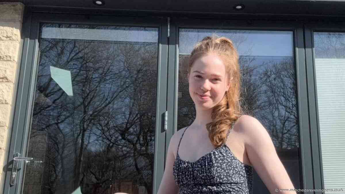 'My pain levels were never below 7/10... I had no choice but to have my leg amputated aged 20'