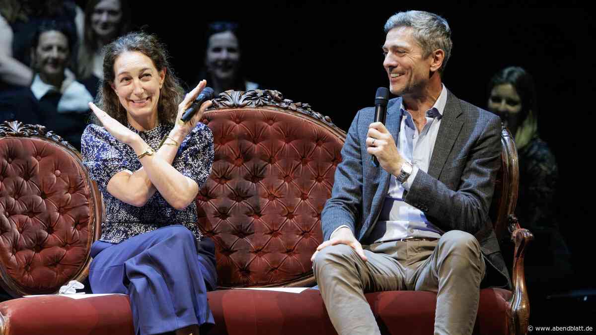 Politik mit Ingo Zamperoni im Thalia Theater: „Ich sag einfach nix mehr“
