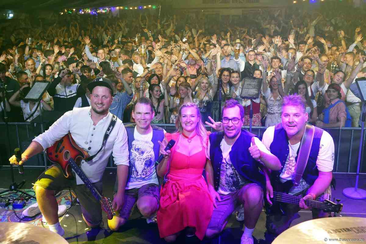 „Oktoberfetzt“ im Erzgebirge begeistert mehr als 3000 Gäste mit Stimmung und Zusammenhalt
