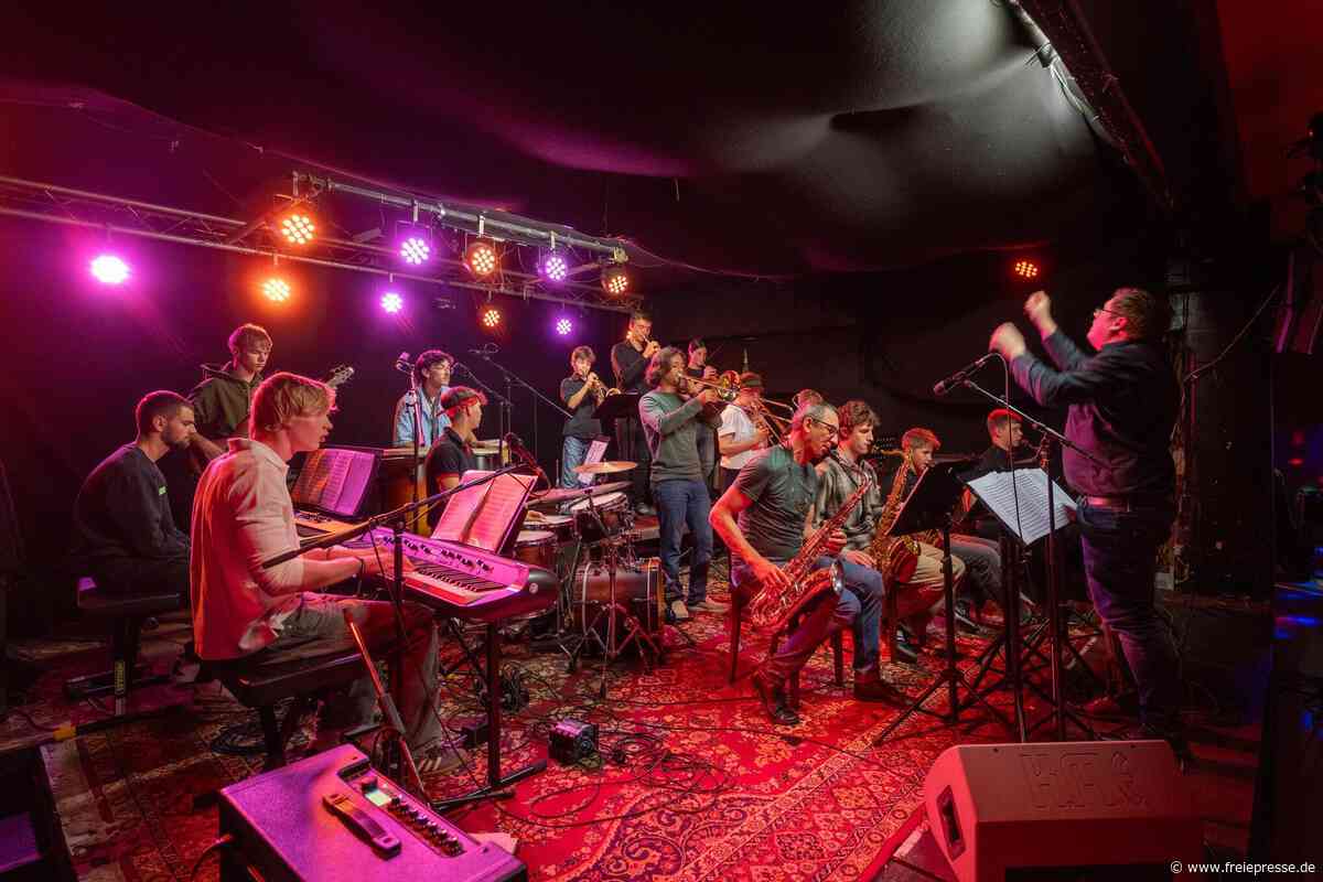 Jazz trifft auf Spontaneität: Musiker erobern Alte Kaffeerösterei in Plauen
