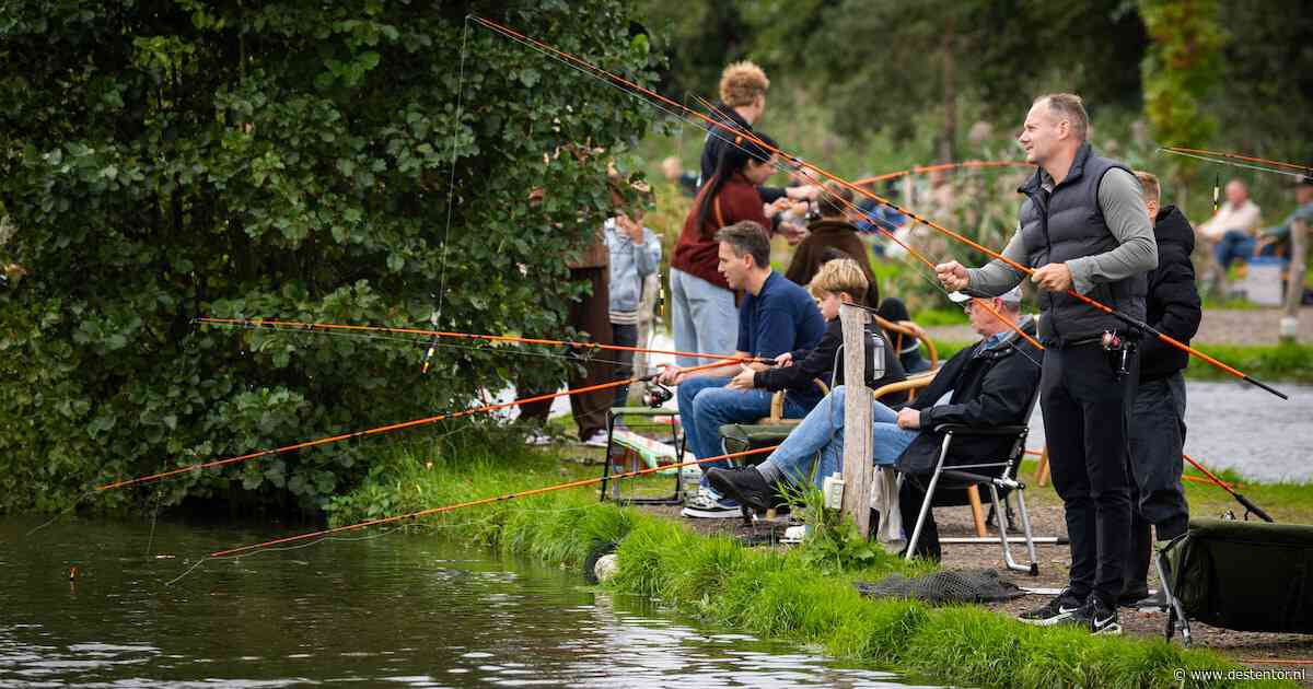 Vissers zetten zich schrap voor verbod op weerhaakjes: ‘Het vist iets makkelijker, maar is slecht voor de vis’