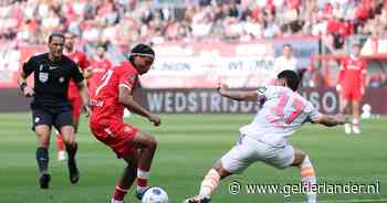 LIVE eredivisie | FC Twente op zoek naar gelijkmaker in doelpuntrijke topper tegen PSV, Orjasaeter schiet over