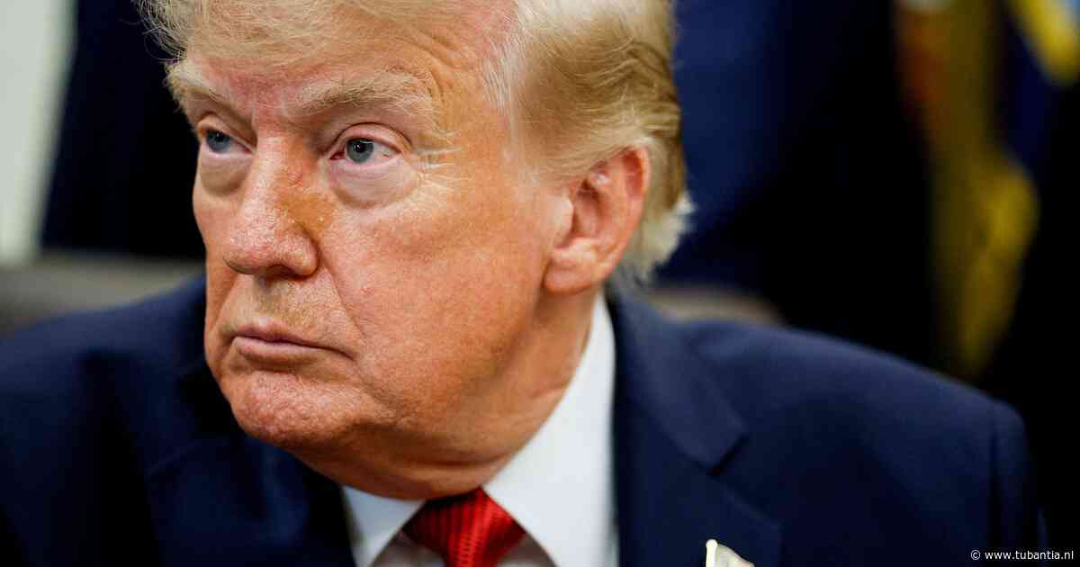 Paradepaardjes van Trump krijgen vorm: drones en scherpschutters in triomfboog en aanstelling ‘AI-tsaar’