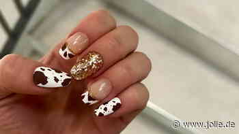 Herbst-Nageltrend: Kuhflecken-Nägel sind die coolste Maniküre für alle Cowgirls