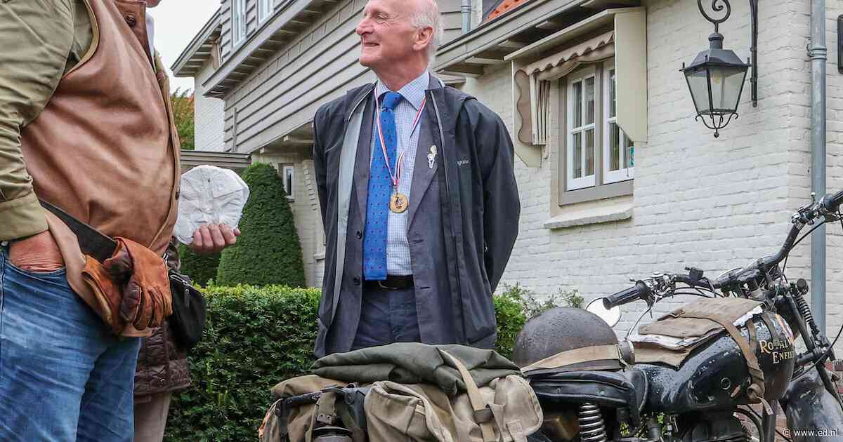 In de villa waar generaal Montgomery zich verschanste, realiseert kleinzoon Henry zich: ‘Ik sta nu echt in zijn voetsporen’