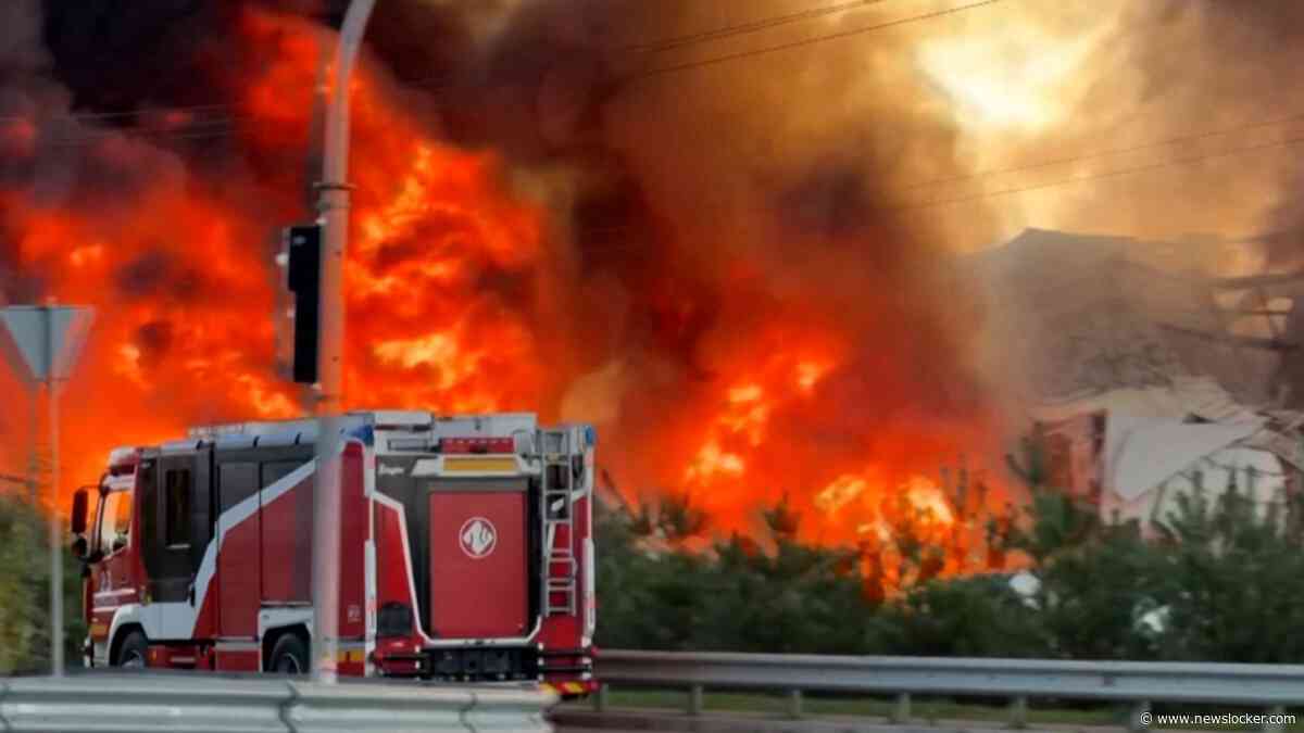 Grote brand nabij Kiev: magazijnencomplex geraakt bij droneaanval