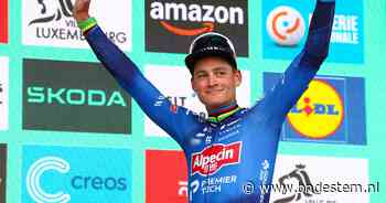 Mathieu van der Poel schildert een nieuw kunstwerk voor in zijn galerie: ‘Voor de start was dit niet het plan’