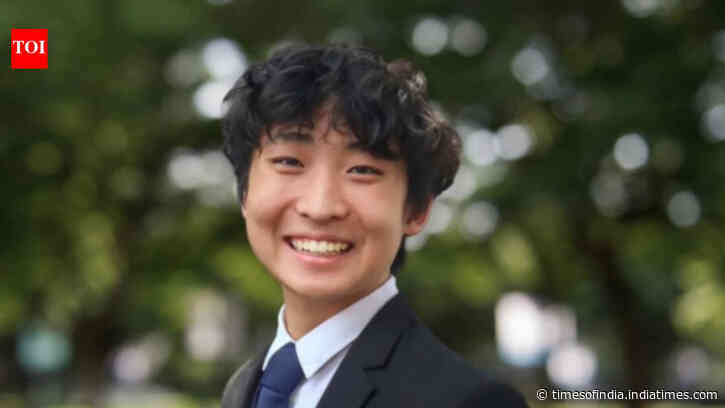 After grandmother loses sight, teen builds $170 AI glasses