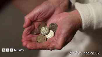 Hundreds urged to take up unclaimed pension credit