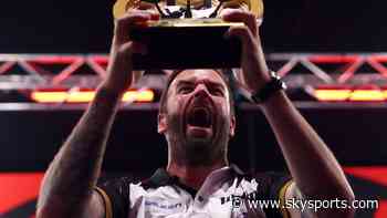 Smith thrashes Price to win World Series after Littler's shock exit