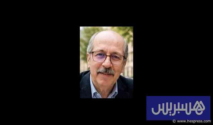 الشاب الَّذِي هَرَبَتْ أَسْئِلَتُه
