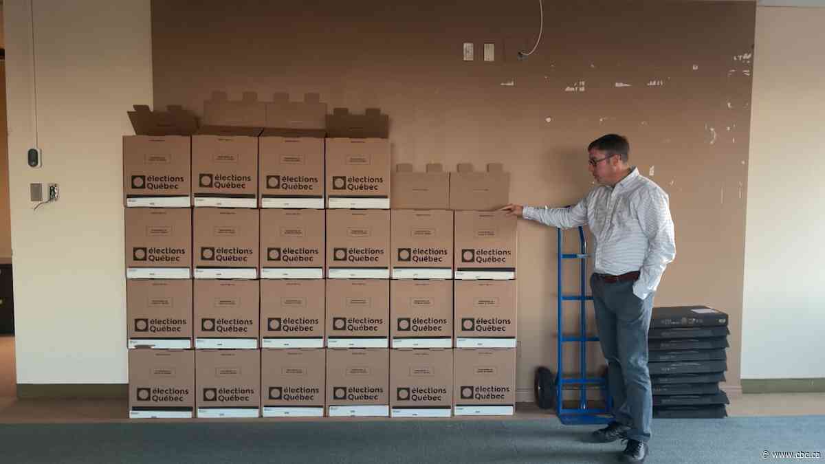 Take a look behind the scenes at Élections Québec
