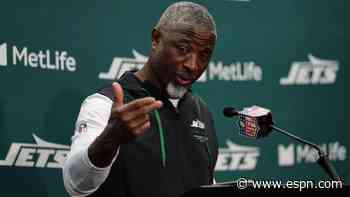 Glenn defends clock management after Jets' collapse vs. Packers