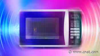 You Should Stand This Far Away From Microwaves, Per Cancer Doctors