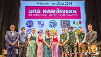 Fast 150 Lehrlinge bei Freisprechungsfeier in Miesbach zu Gesellen erhoben