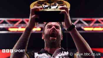 Smith wins World Series of Darts Finals as Littler run ends