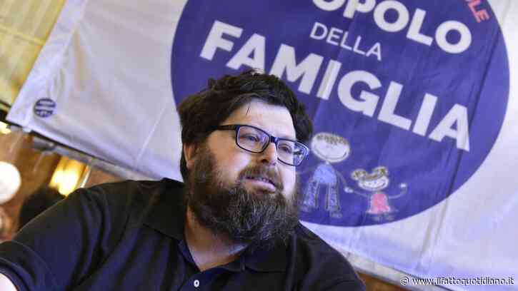 “Usava i social mentre era ai domiciliari”: Mario Adinolfi va in carcere