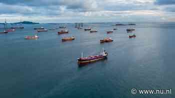 Steeds minder olietankers varen door Straat van Hormuz