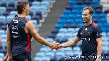‘Are we allowed hit this bloke?’ Sam Walker trains with Roosters as 4000 fans watch Dolphins
