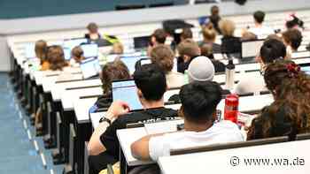 Hochschulabschluss verliert seinen Wert: Lohnt sich das Studium noch?