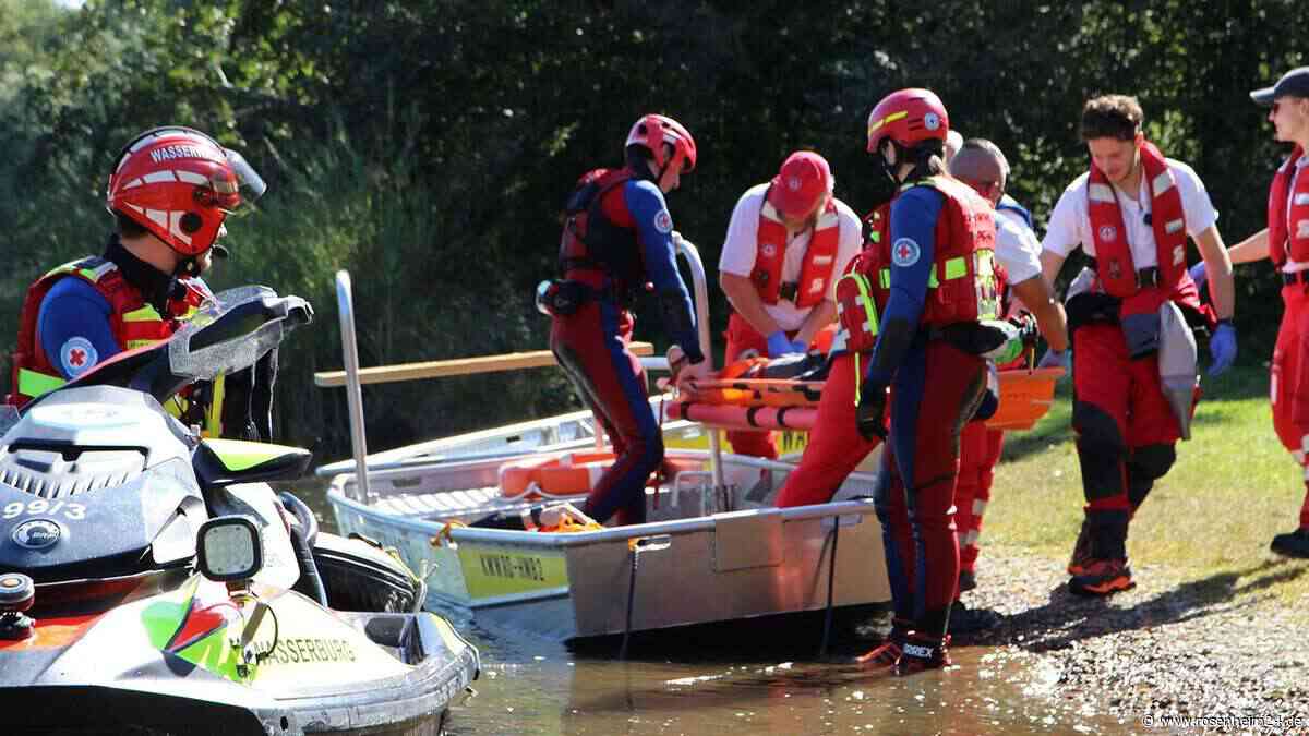 Flut-Szenario in Rosenheim: Wasserwacht und BRK proben den Katastrophenfall